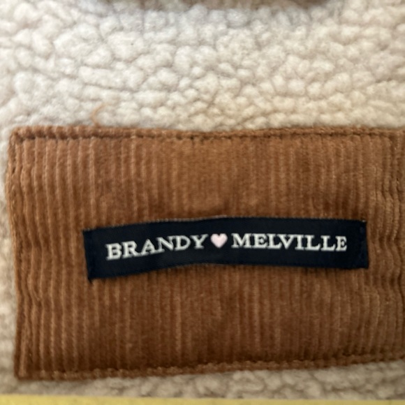 Brandy Melville jacket - Picture 3 of 4